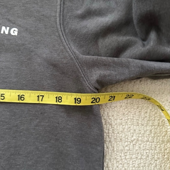 The north face hoodie in good mint condition - Picture 5 of 6